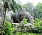 Kong and Dinosaur Park